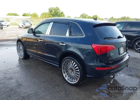 2012 Audi Q5 3.2 Premium Plus z USA, uszkodzony, nr VIN WA1DKAFP5CA109441
